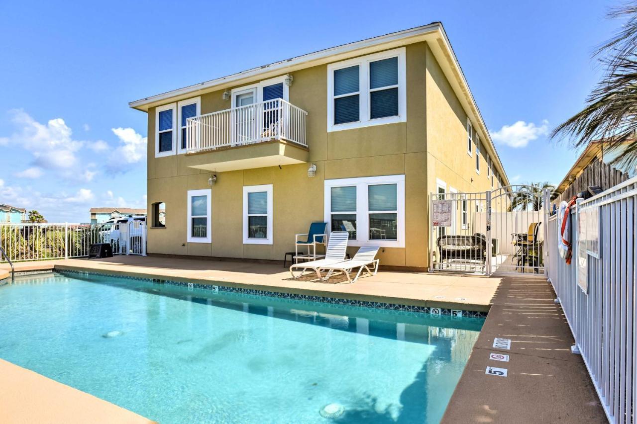 Waterfront Corpus Christi Townhome With Pool And Dock! Εξωτερικό φωτογραφία