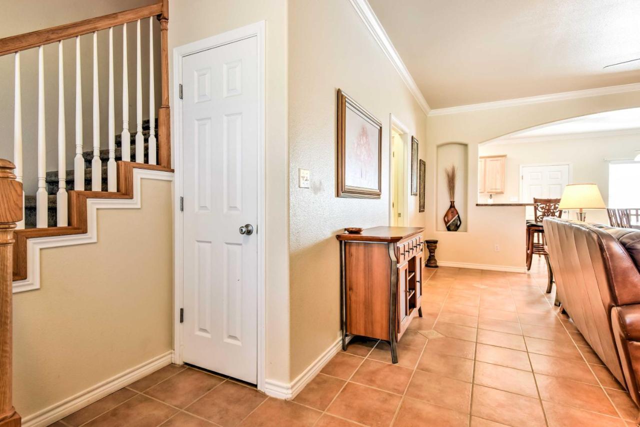 Waterfront Corpus Christi Townhome With Pool And Dock! Εξωτερικό φωτογραφία