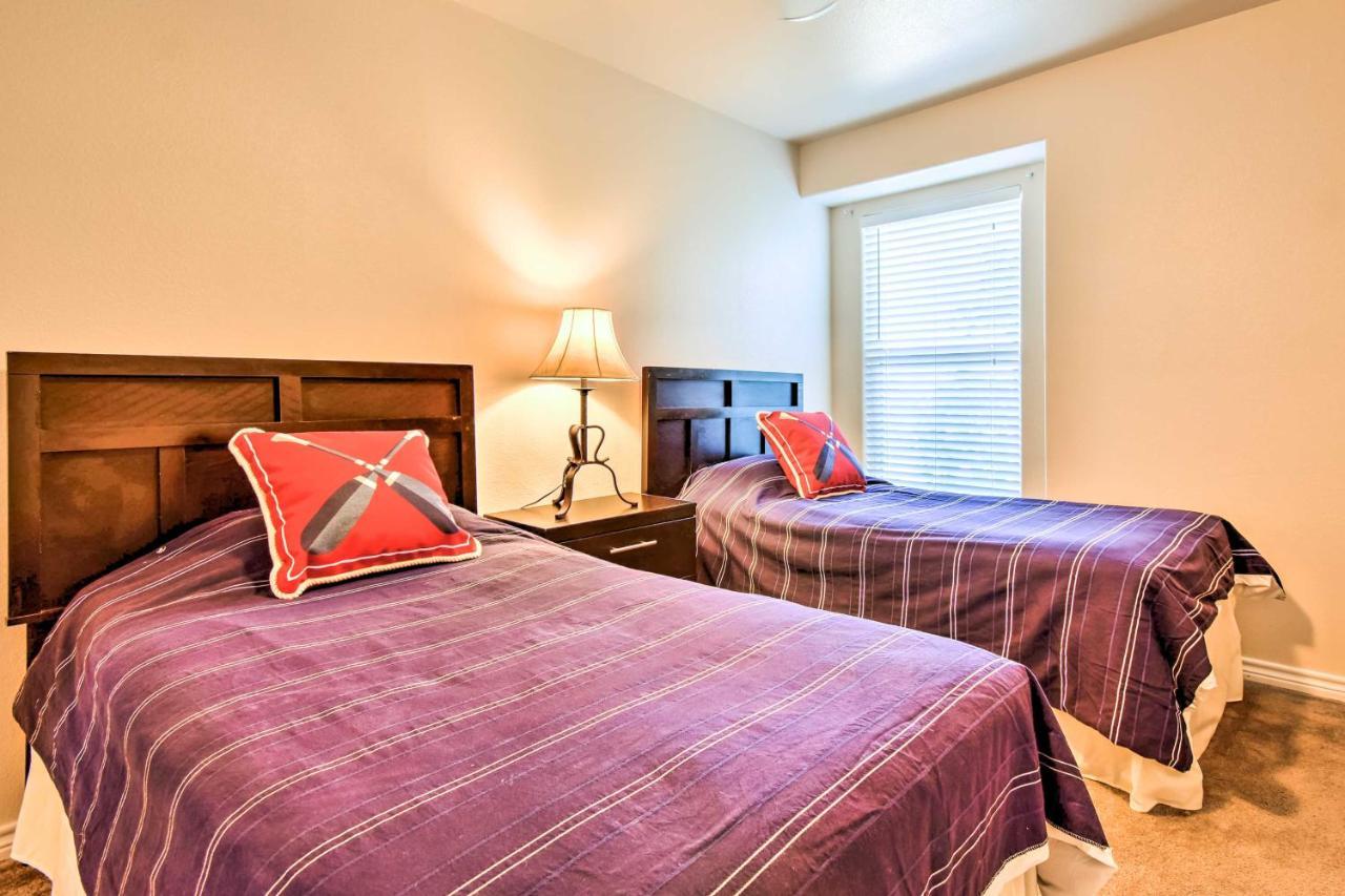 Waterfront Corpus Christi Townhome With Pool And Dock! Εξωτερικό φωτογραφία