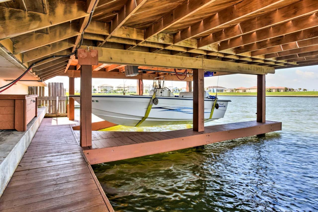 Waterfront Corpus Christi Townhome With Pool And Dock! Εξωτερικό φωτογραφία