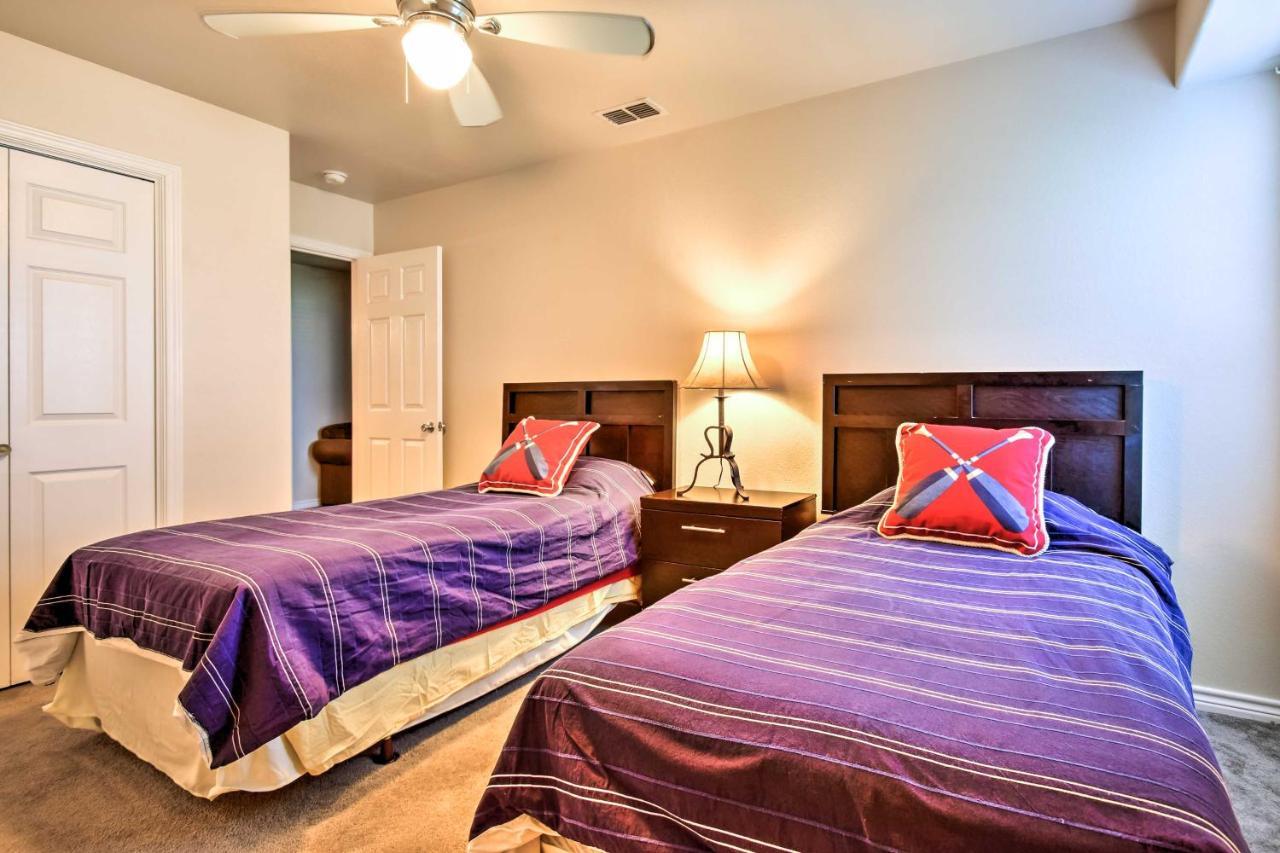 Waterfront Corpus Christi Townhome With Pool And Dock! Εξωτερικό φωτογραφία