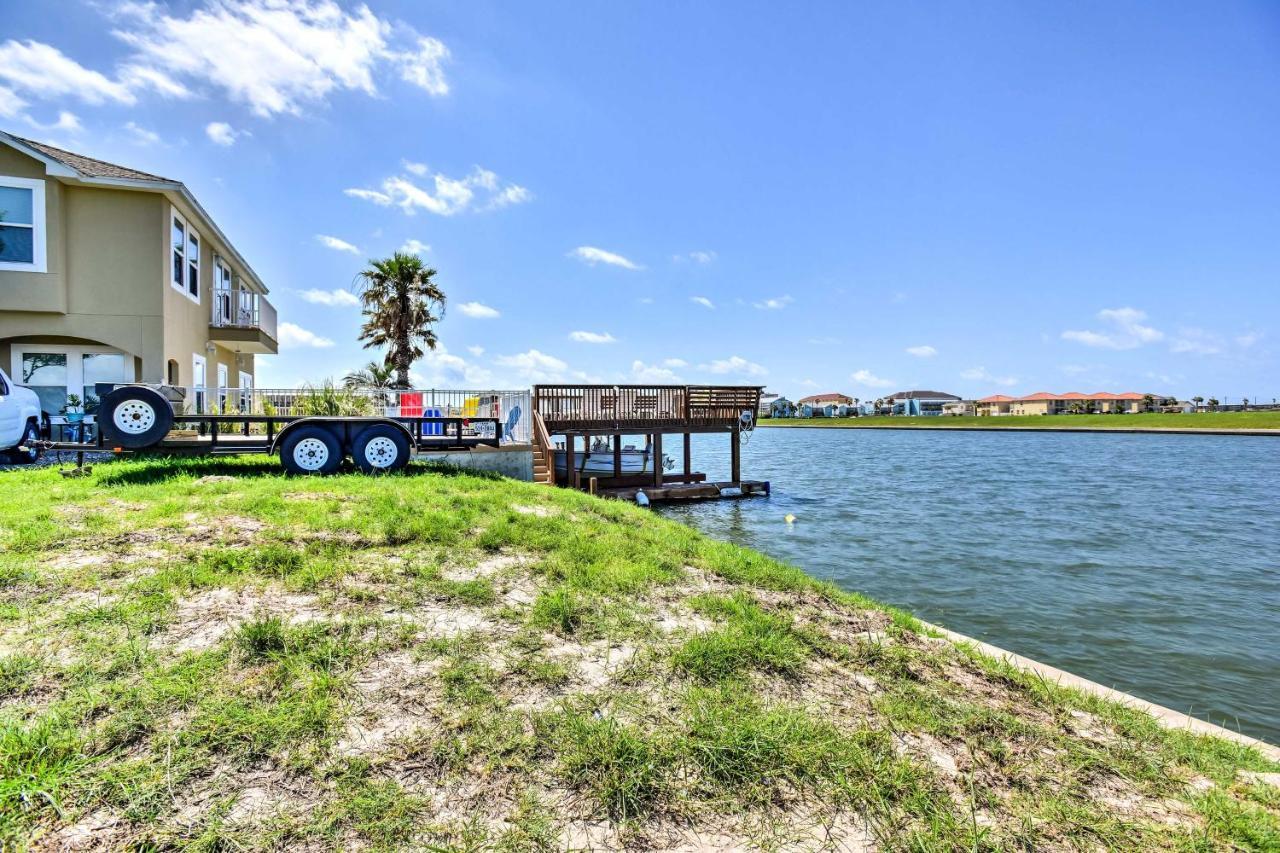 Waterfront Corpus Christi Townhome With Pool And Dock! Εξωτερικό φωτογραφία